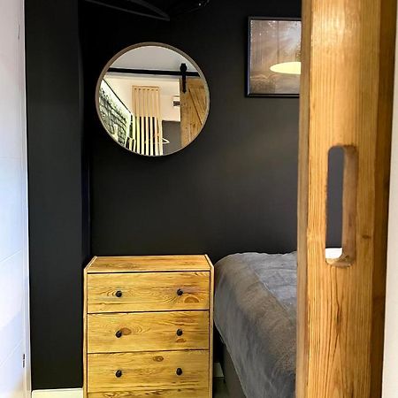 Apartament1 Tri-City Oliwa Ogrod, Prywatne Wejscie グダニスク エクステリア 写真