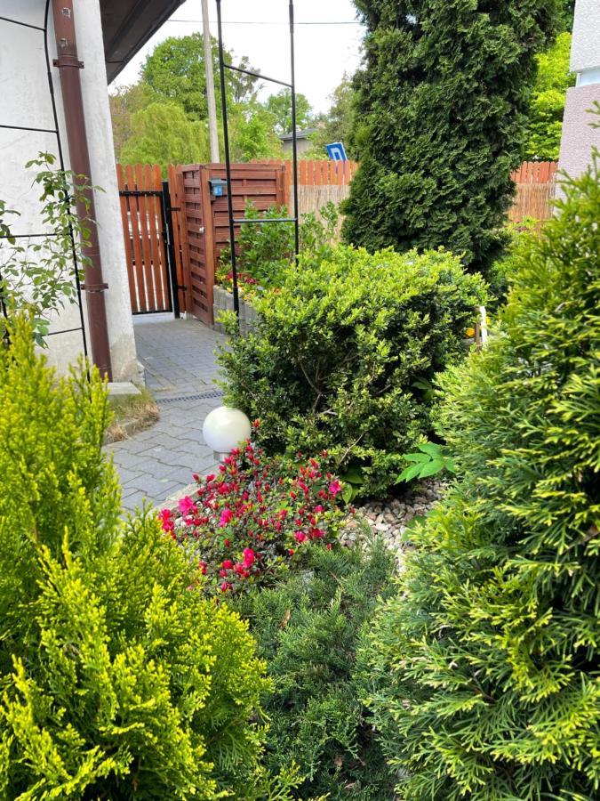 Apartament1 Tri-City Oliwa Ogrod, Prywatne Wejscie グダニスク エクステリア 写真